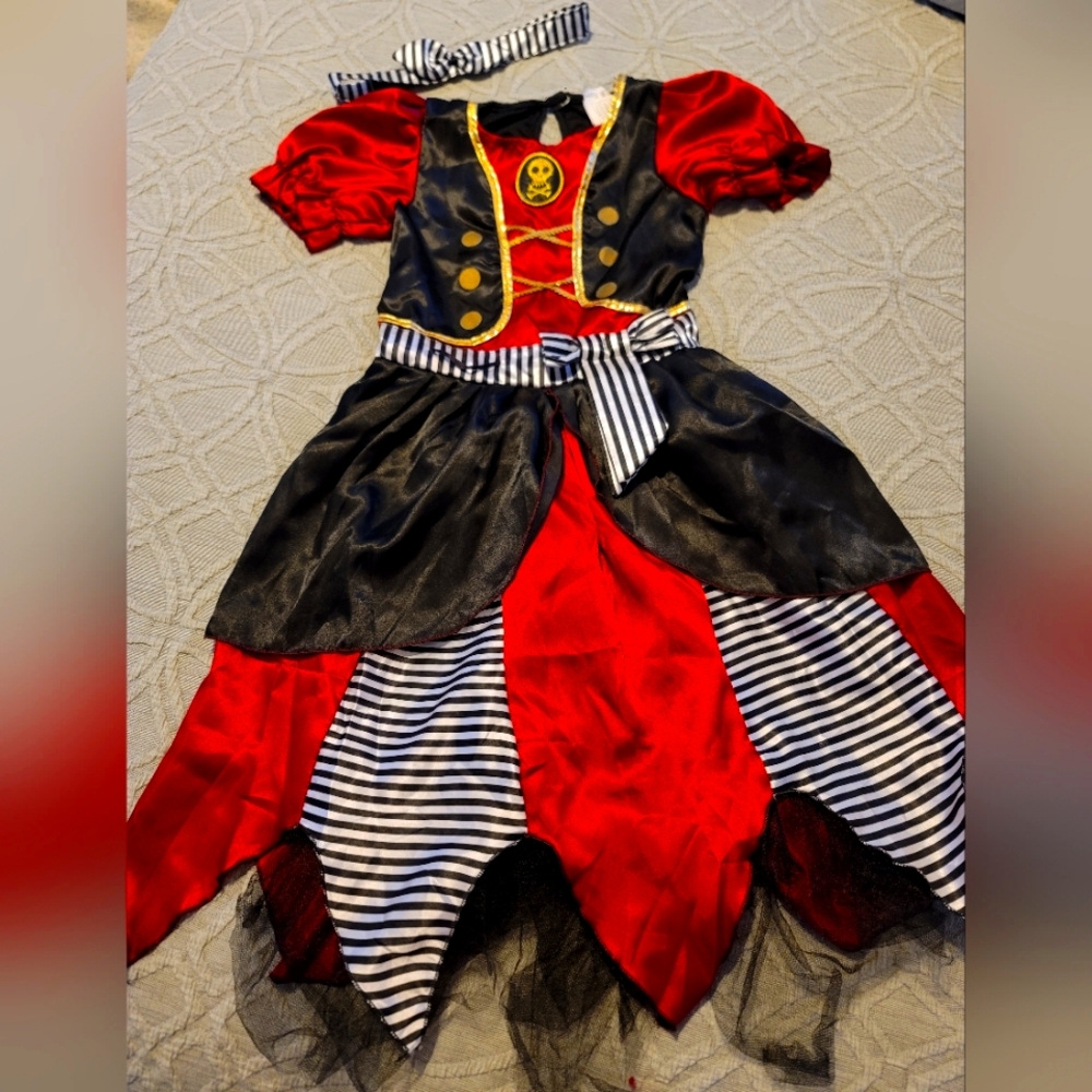 Girls Disney Pirate Costume